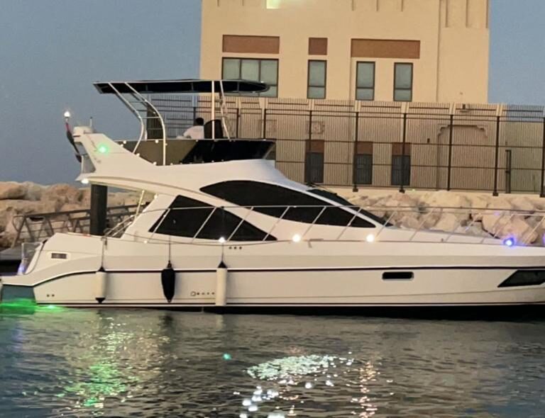 Book a 5-star yacht in Dubai Marina. Private hourly cruises at AED 550 - Tour UAE With Rawan