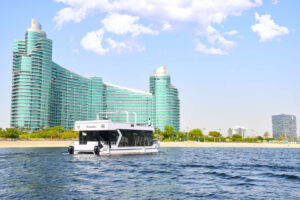 VIP Premium Yacht - Dubai Water Canal